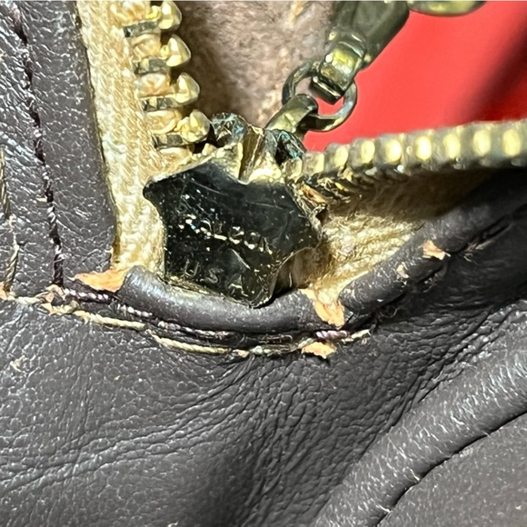 Vintage 1980s Jacomo Paris monogram leather purse - Picture 10 of 11